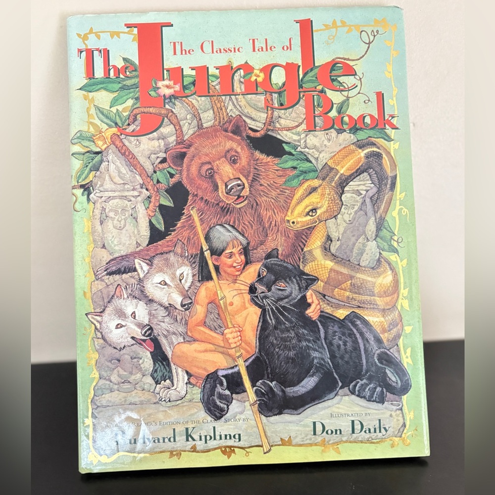 The Jungle Book, oversized. Copyright 1994 by Rudyard Kipling.